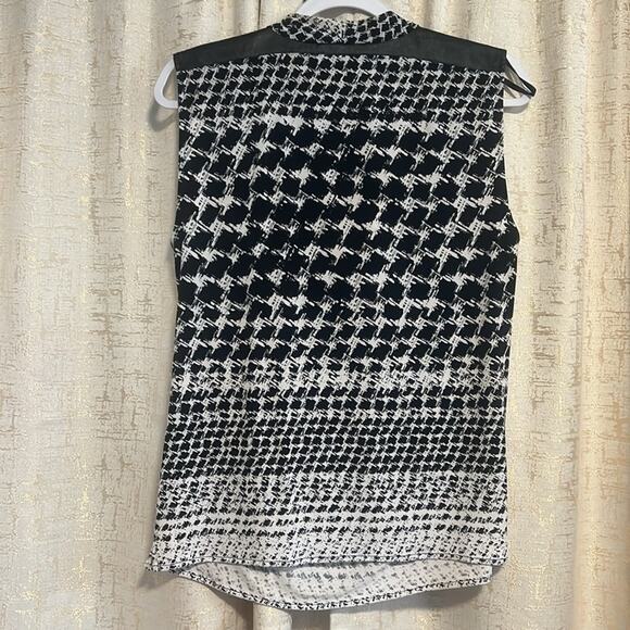 Chaus Black White Tank with Leather Details Lightweight Women's Size Small Nice! - Picture 2 of 8